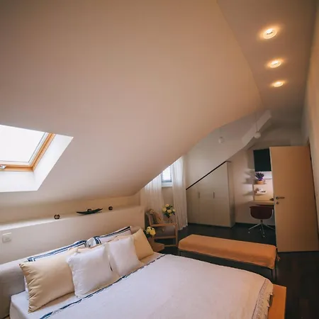 Elegant With Old Town View Villa