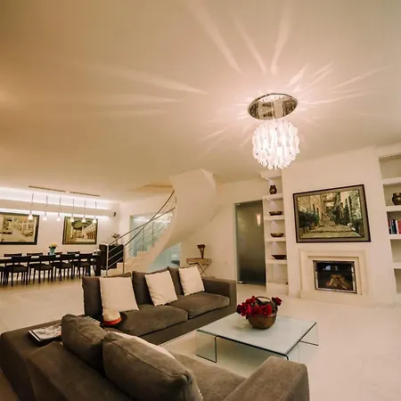 Elegant With Old Town View דוברובניק